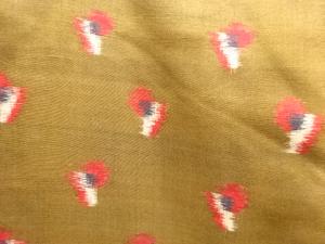 アンティーク　抽象模様織り出し銘仙着物